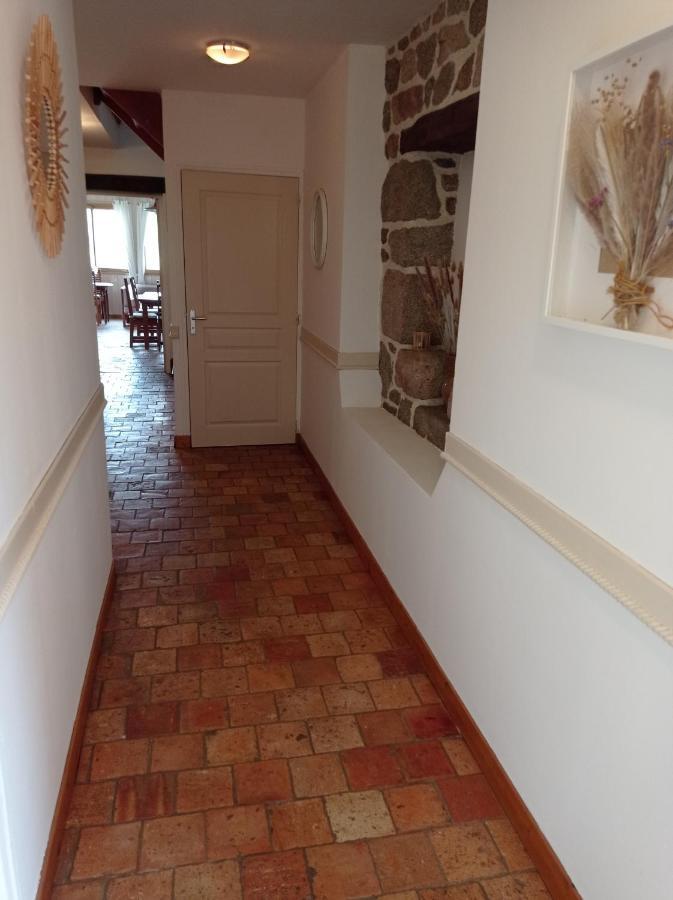 Chambres D'Hotes La Roche Saint-Hilaire-des-Landes Εξωτερικό φωτογραφία