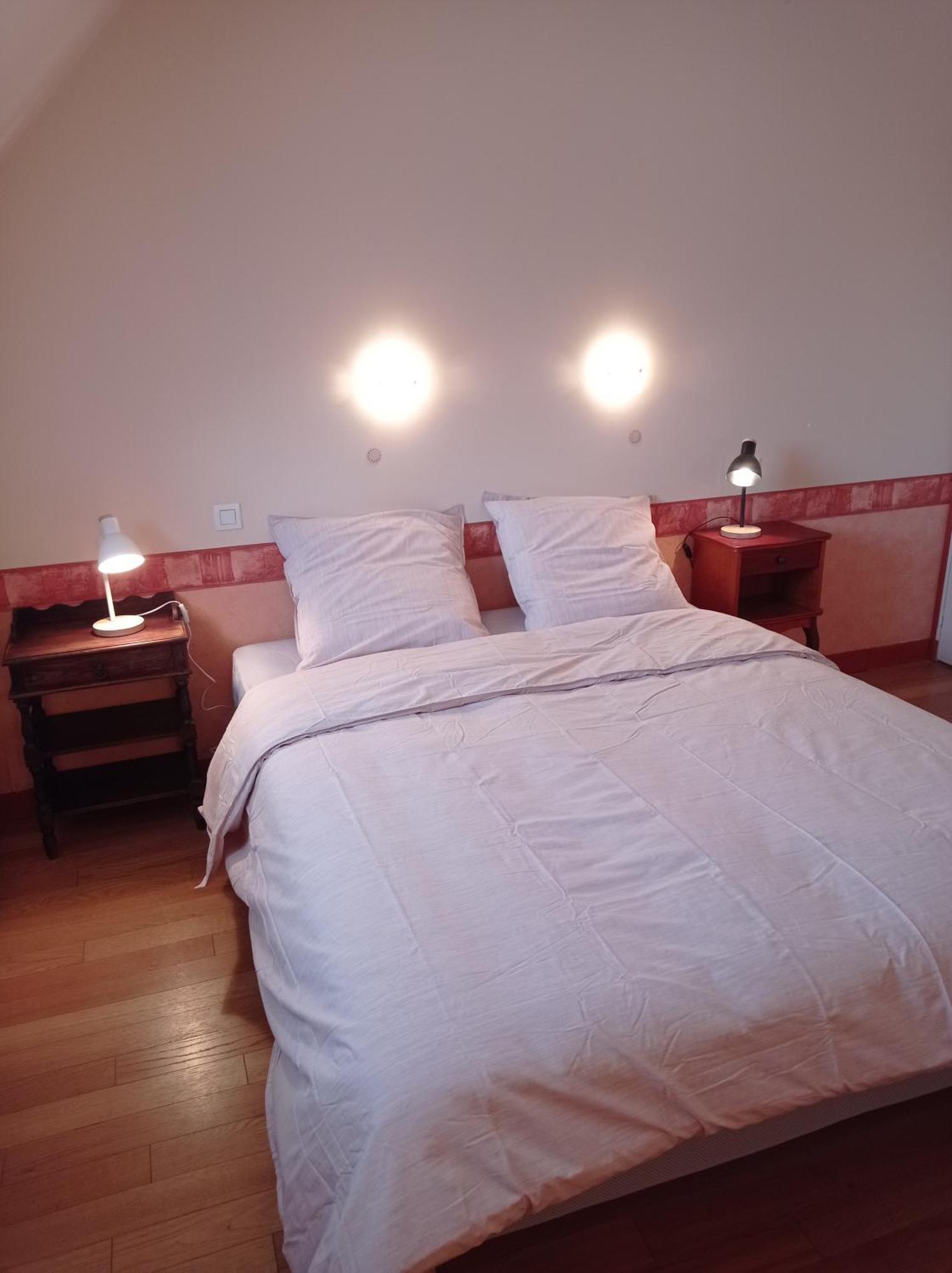 Chambres D'Hotes La Roche Saint-Hilaire-des-Landes Δωμάτιο φωτογραφία